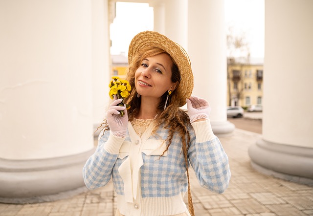 哈兰德晒与母亲、哥哥合照：老大、我和我哥